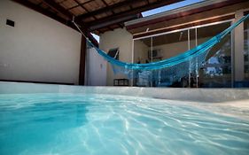 Casa na Praia com Piscina Aquecida, Privativa e Acessivel